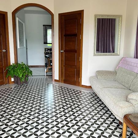 New Home Gบ้านเดี่ยวสร้างใหม่ ใกล้ทะเล ตัวเมืองระยอง Ban Chak Phai Exteriör bild