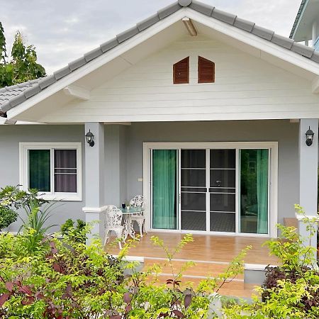 New Home Gบ้านเดี่ยวสร้างใหม่ ใกล้ทะเล ตัวเมืองระยอง Ban Chak Phai Exteriör bild